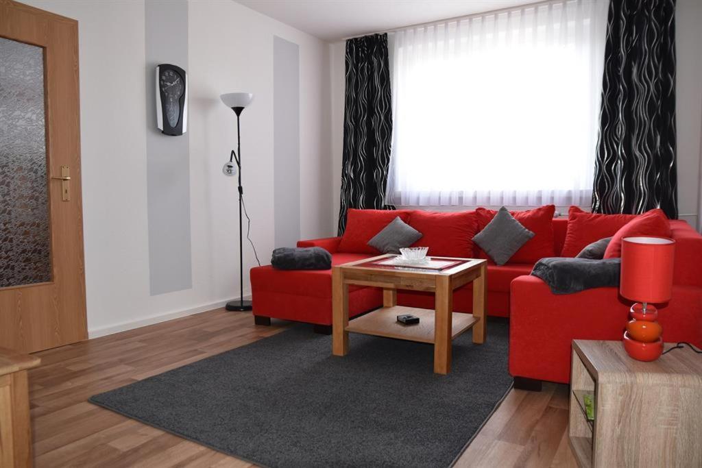 Gaestewohnung Neustaedter Strasse 35 塔勒 外观 照片