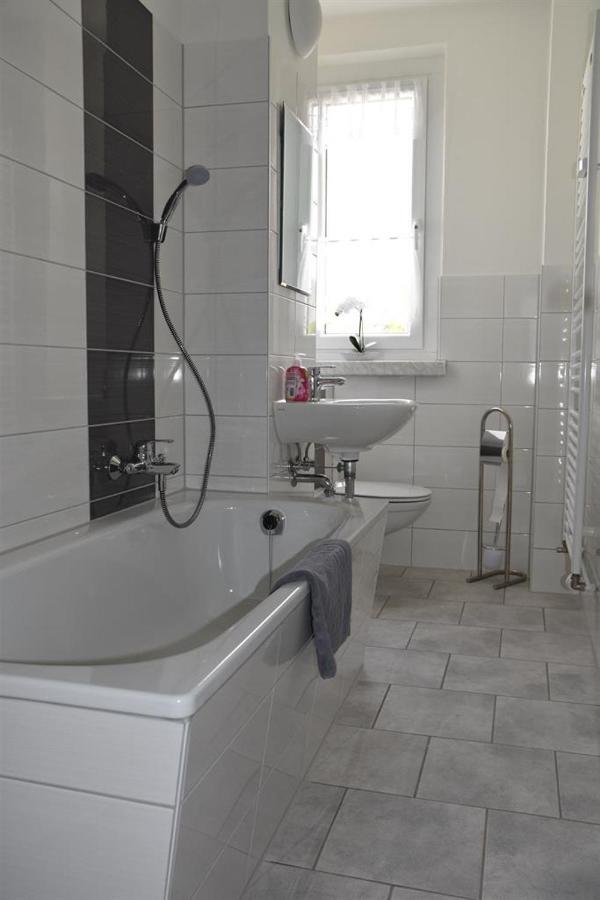 Gaestewohnung Neustaedter Strasse 35 塔勒 外观 照片